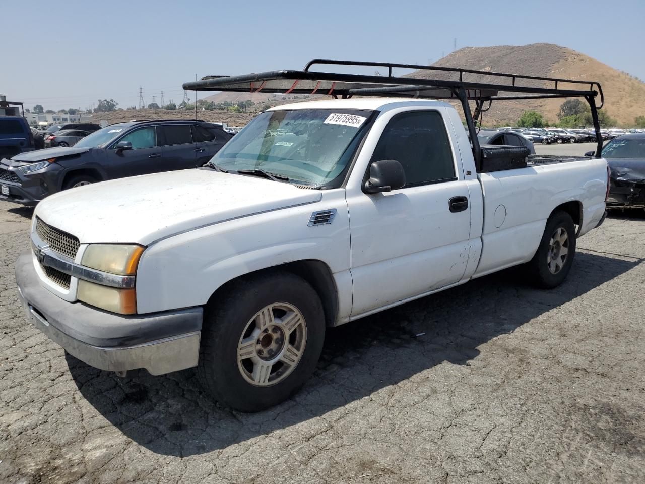 2003 Chevrolet Silverado C1500 for Sale in Colton, CA - Minor Dent/Scratches