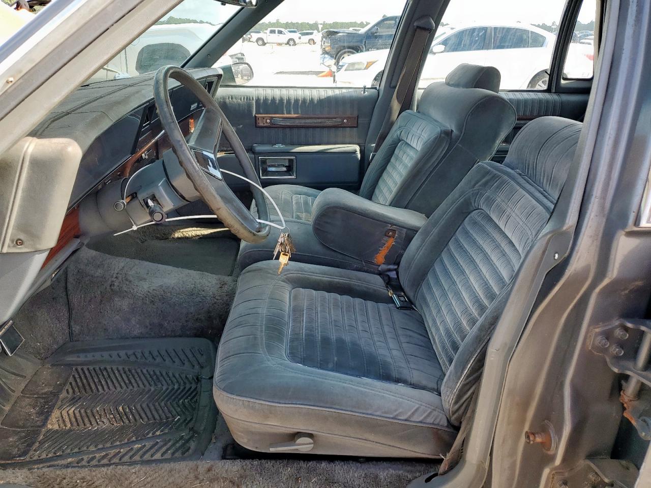 1989 Chevrolet Caprice Classic Brougham VIN: 1G1BU51E1KA127303 Lot: 61016775