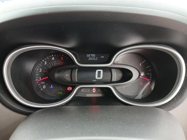 2015 RENAULT TRAFIC LL2