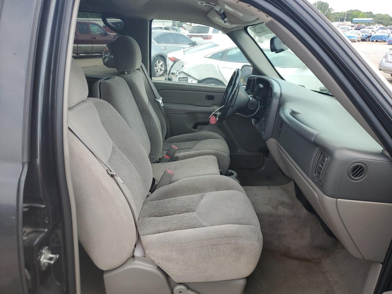 2005 Chevrolet Tahoe C1500 VIN: 1GNEC13V55R154014 Lot: 61668725