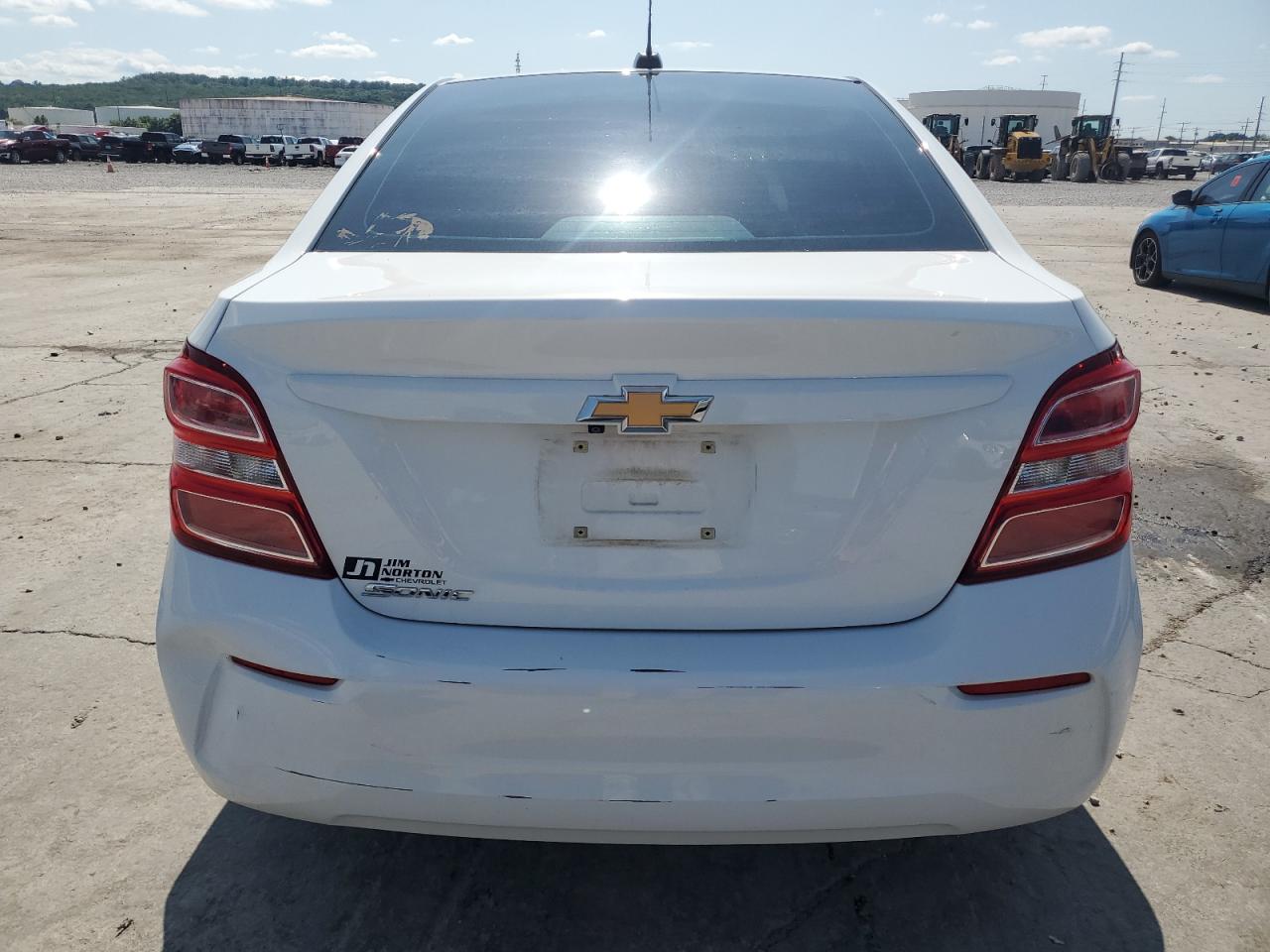 2017 Chevrolet Sonic Ls VIN: 1G1JB5SHXH4135661 Lot: 61200805