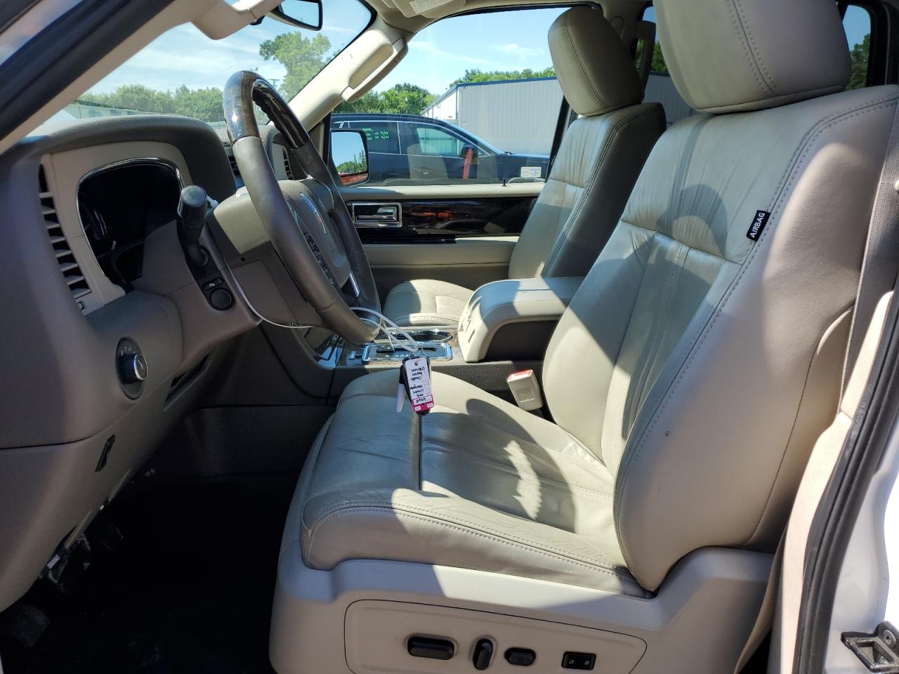 2015 Lincoln Navigator L VIN: 5LMJJ3HT5FEJ04991 Lot: 61815655