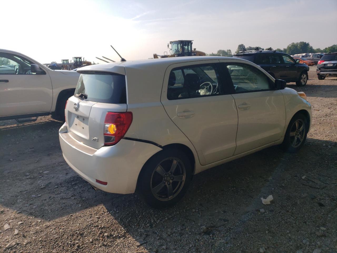 TOYOTA SCION 2012 VIN JTKKU4B42C1015840 фото 3