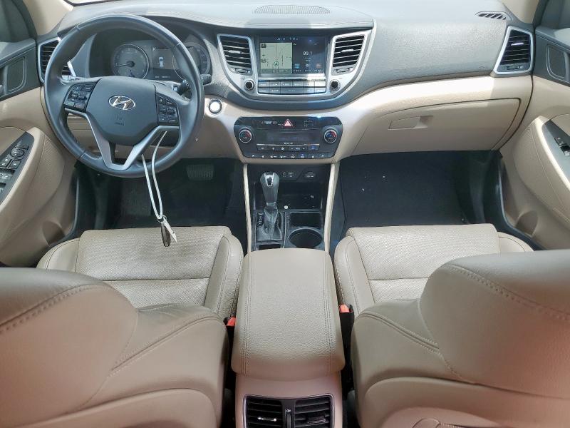 Паркетники HYUNDAI TUCSON 2016 Белы
