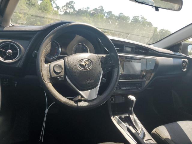 Sedans TOYOTA COROLLA 2017 Biały