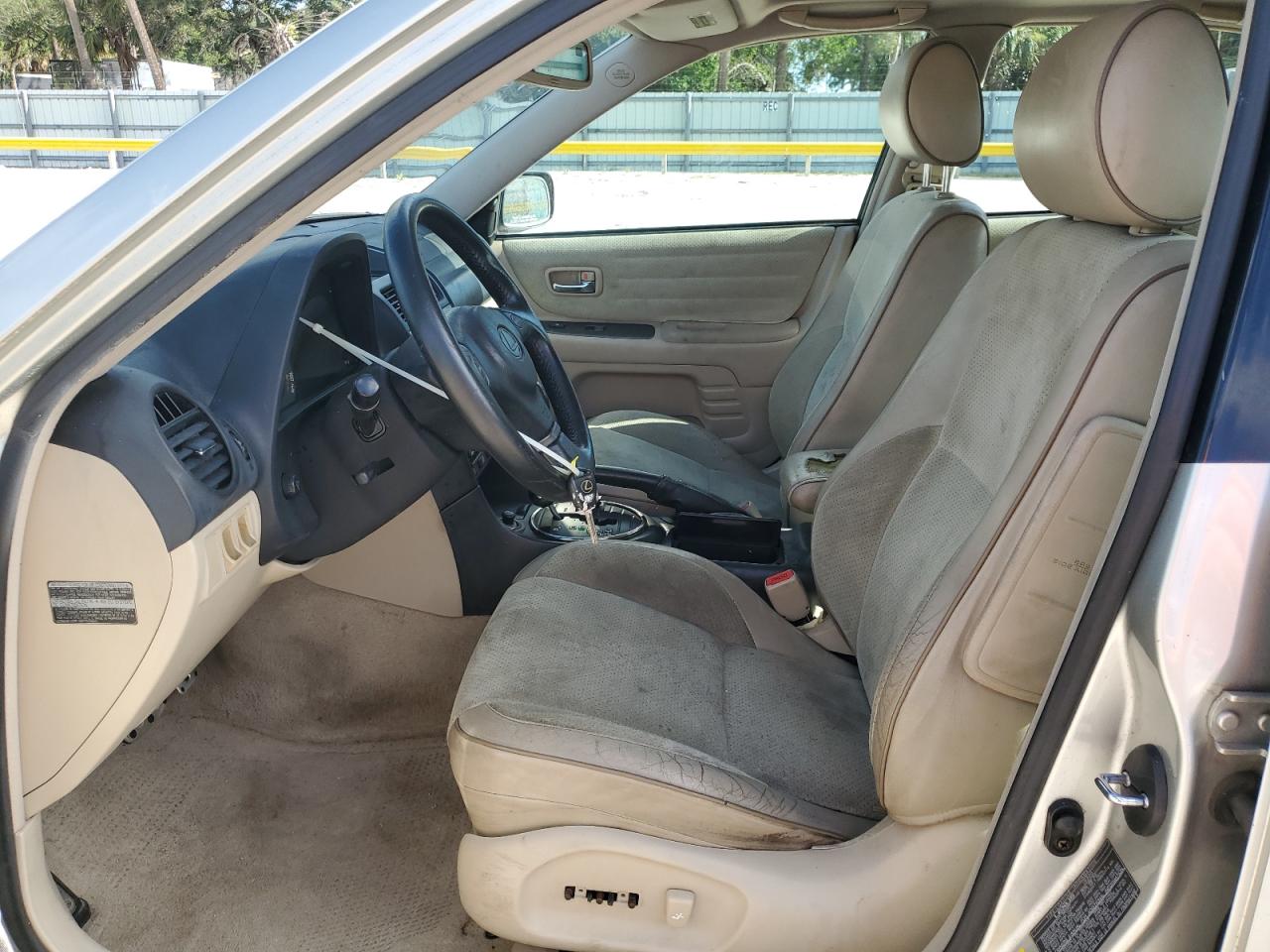 2002 Lexus Is 300 VIN: JTHBD192X20045679 Lot: 61406175