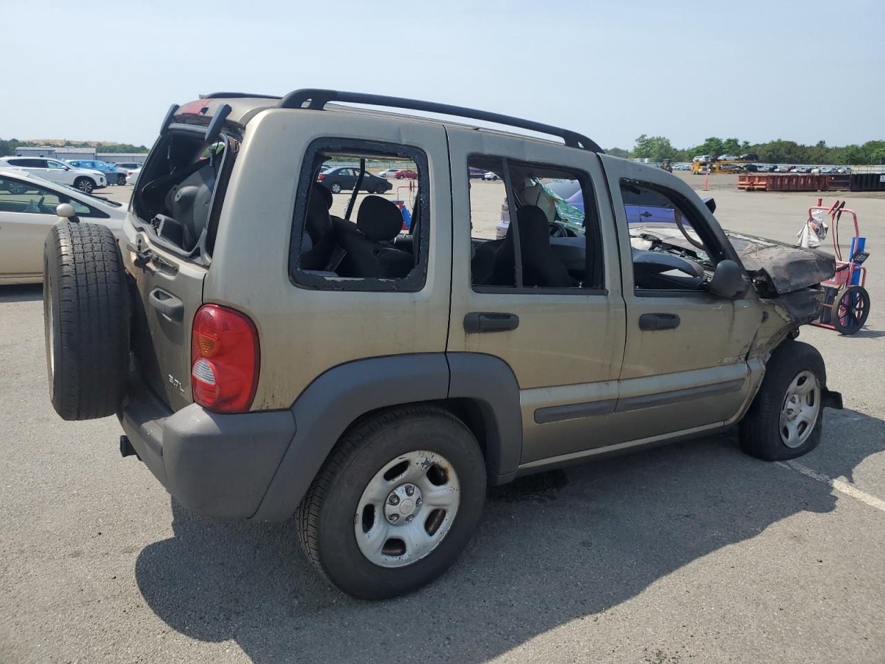 2004 Jeep Liberty Sport VIN: 1J4GL48K34W314662 Lot: 61650595