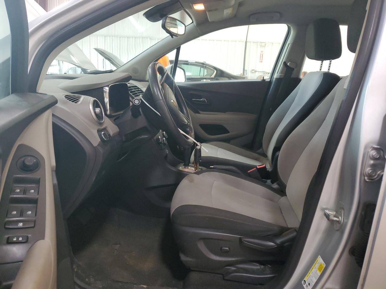 2015 Chevrolet Trax Ls VIN: KL7CJKSB3FB063804 Lot: 62793325
