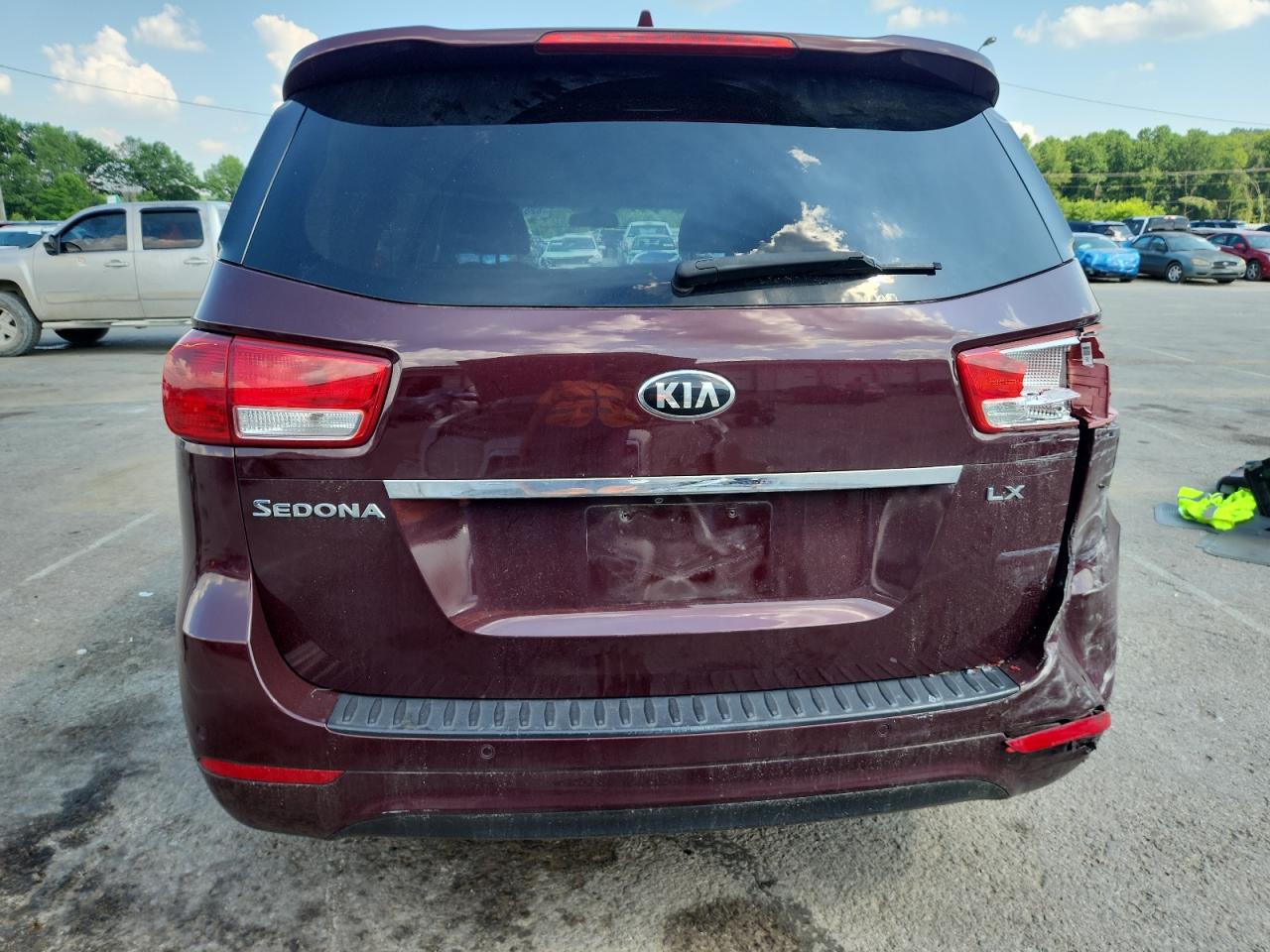2017 Kia Sedona Lx VIN: KNDMB5C15H6239145 Lot: 62510055