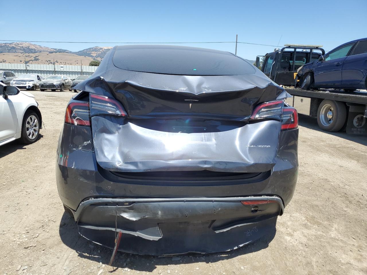 TESLA MODEL Y 2023 VIN 7SAYGDEE7PF585202 zdjęcie 6