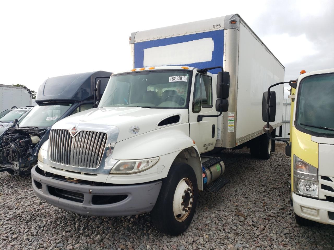 2015 International 4000 4300 за продажба в Avon, MN - Minor Dent/Scratches