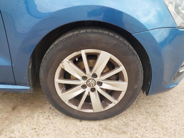 2015 VOLKSWAGEN POLO SE TS