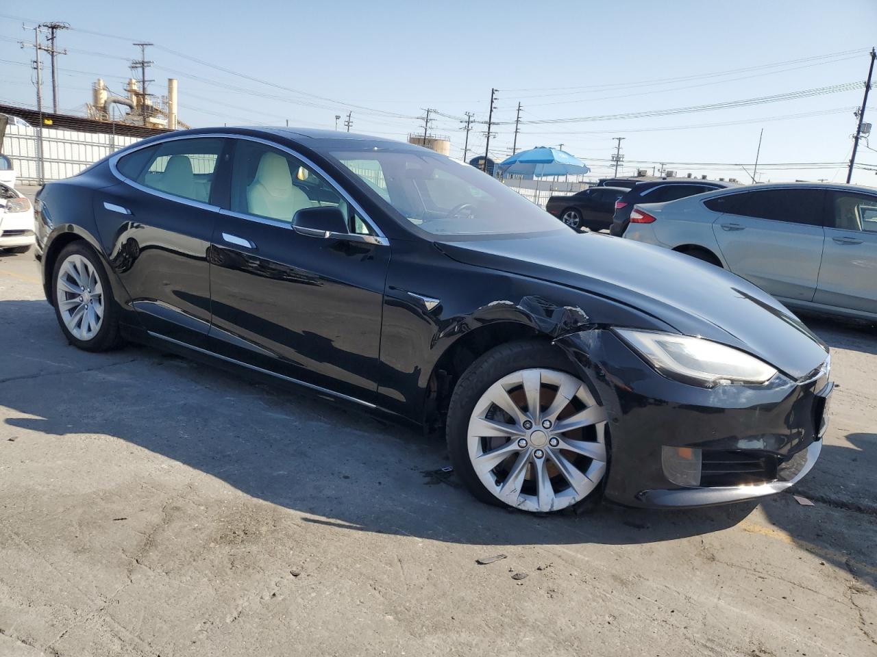 TESLA MODEL S 2017 VIN 5YJSA1E14HF209736 zdjęcie 4