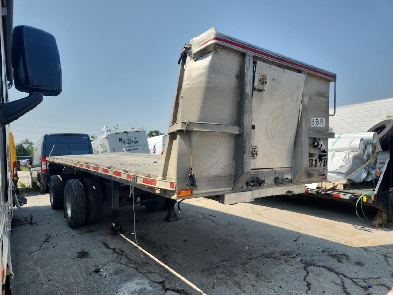 1997 East Flatbed Trailer for Sale in Fort Wayne, IN - Front End