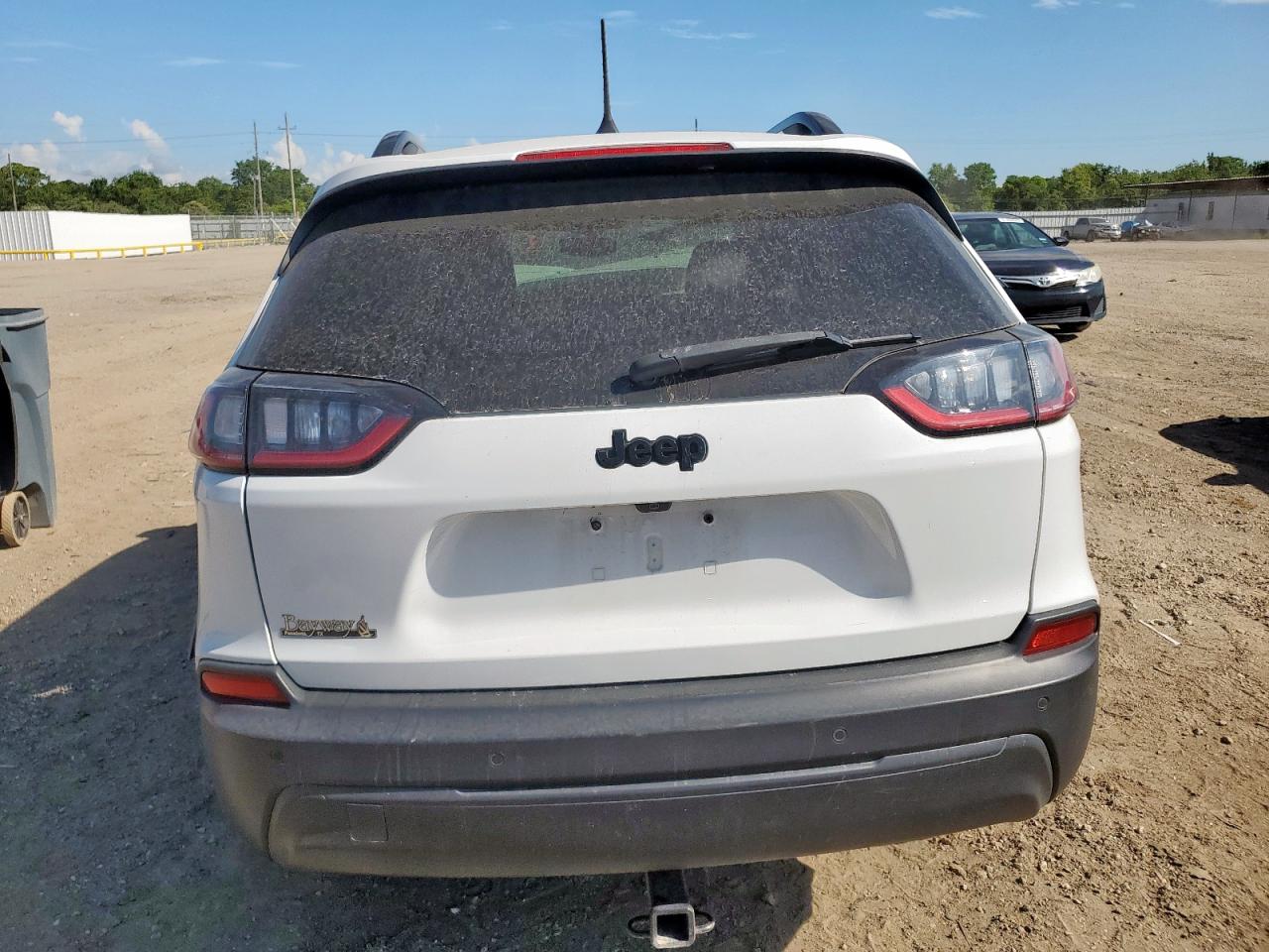 2019 Jeep Cherokee Latitude Plus VIN: 1C4PJLLB2KD466101 Lot: 62171055