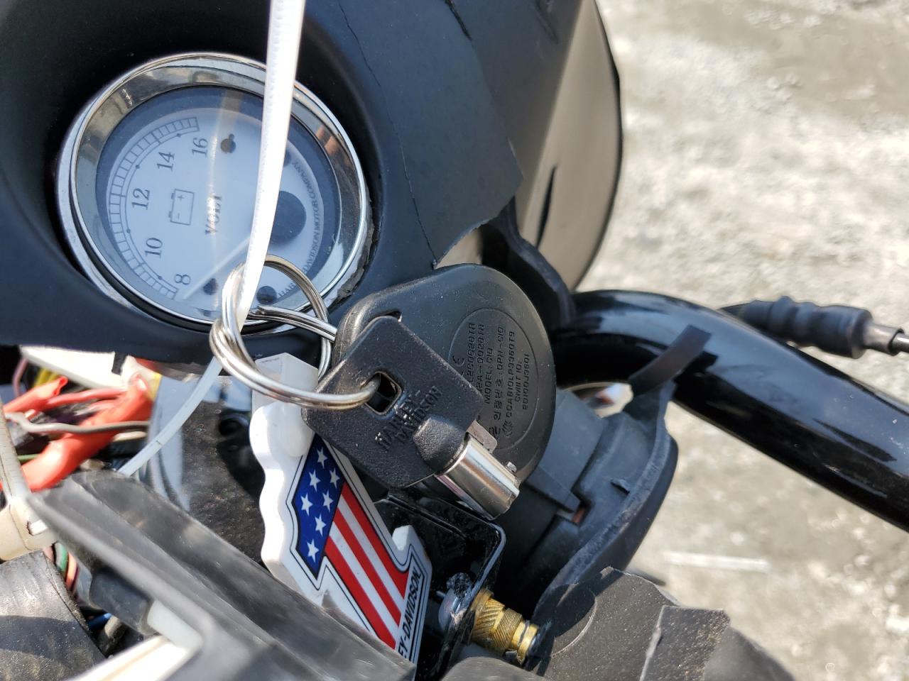 2008 Harley-Davidson Flhx VIN: 1HD1KB41X8Y635512 Lot: 59335175