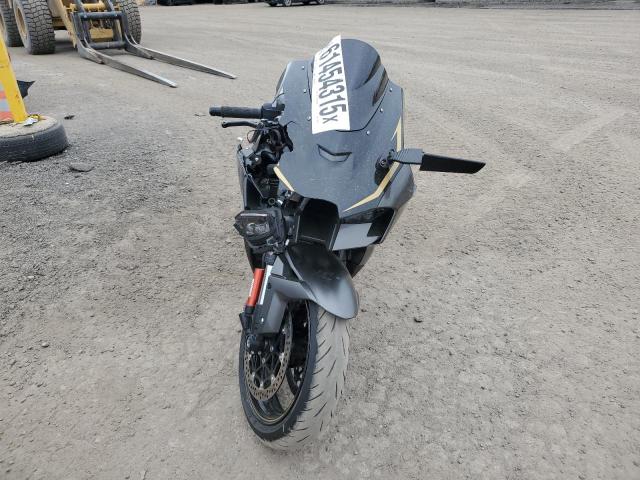 2023 KAWASAKI ZX1002 L  