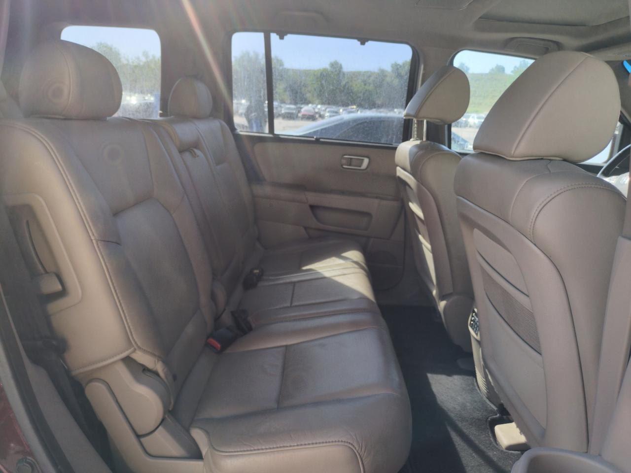 2011 Honda Pilot Touring VIN: 5FNYF3H9XBB023179 Lot: 60549485