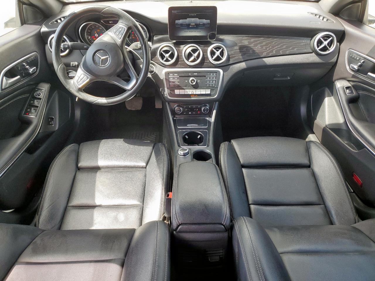 2018 Mercedes-Benz Cla 250 VIN: WDDSJ4EB5JN526433 Lot: 61754415