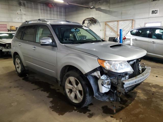 SUBARU FORESTER 2012 Серебристый