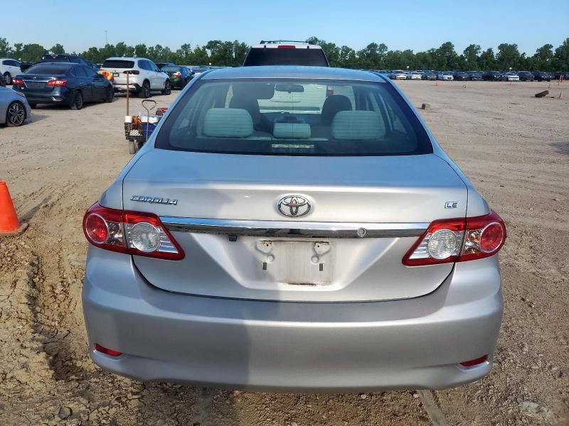  TOYOTA COROLLA 2013 Сріблястий