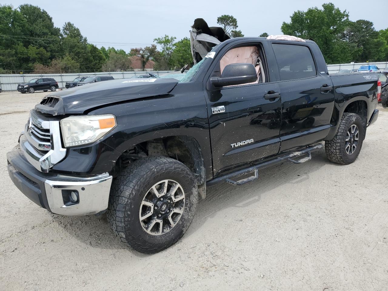 2016 Toyota Tundra Crewmax Sr5 продається в Hampton, VA - Rollover