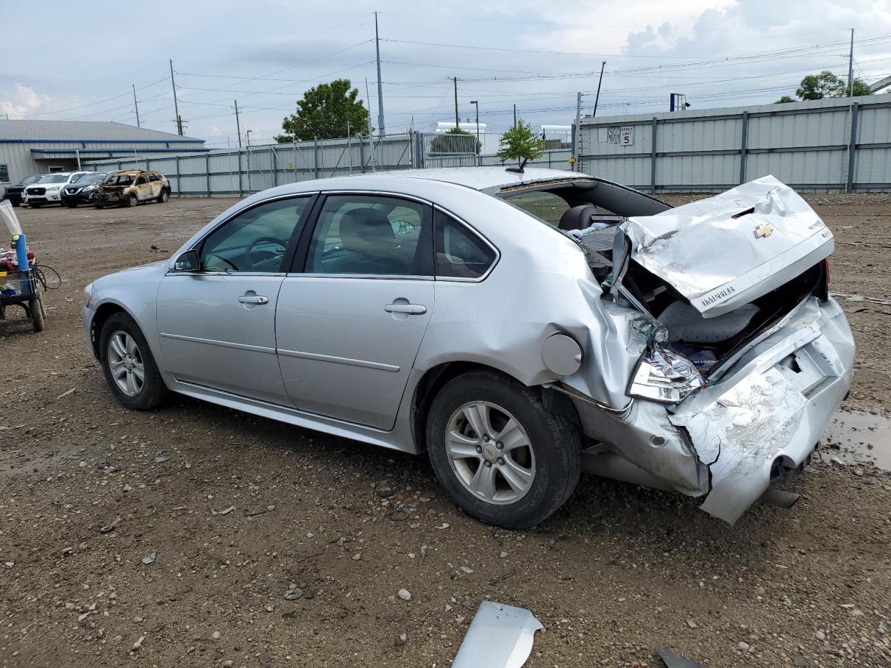 CHEVROLET IMPALA 2015 VIN 2G1WA5E30F1165978 фото 2