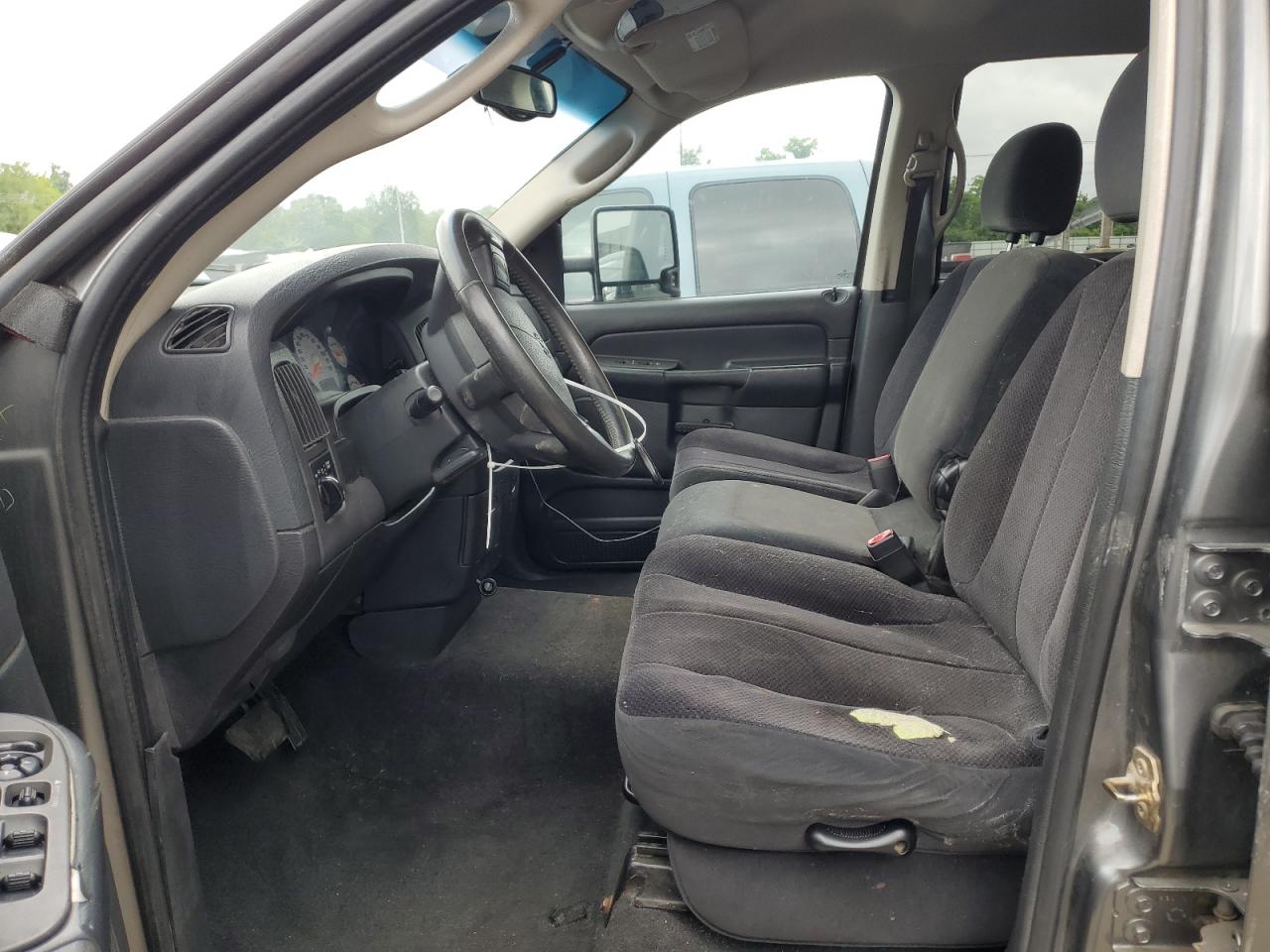 2005 Dodge Ram 1500 St VIN: 1D7HU18D25S328560 Lot: 61585485