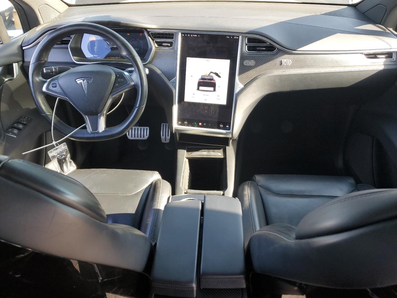 2016 Tesla Model X VIN: 5YJXCBE43GF004455 Lot: 52461945