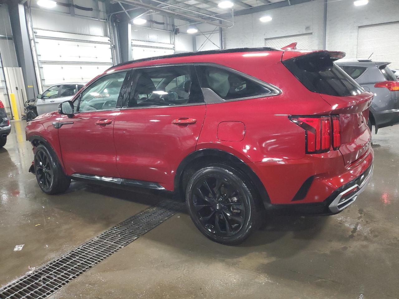 KIA SORENTO 2021 VIN 5XYRK4LF1MG073435 фото 2