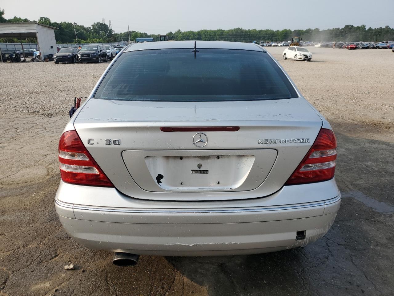 2005 Mercedes-Benz C 230K Sport Sedan VIN: WDBRF40J55A811122 Lot: 60617555
