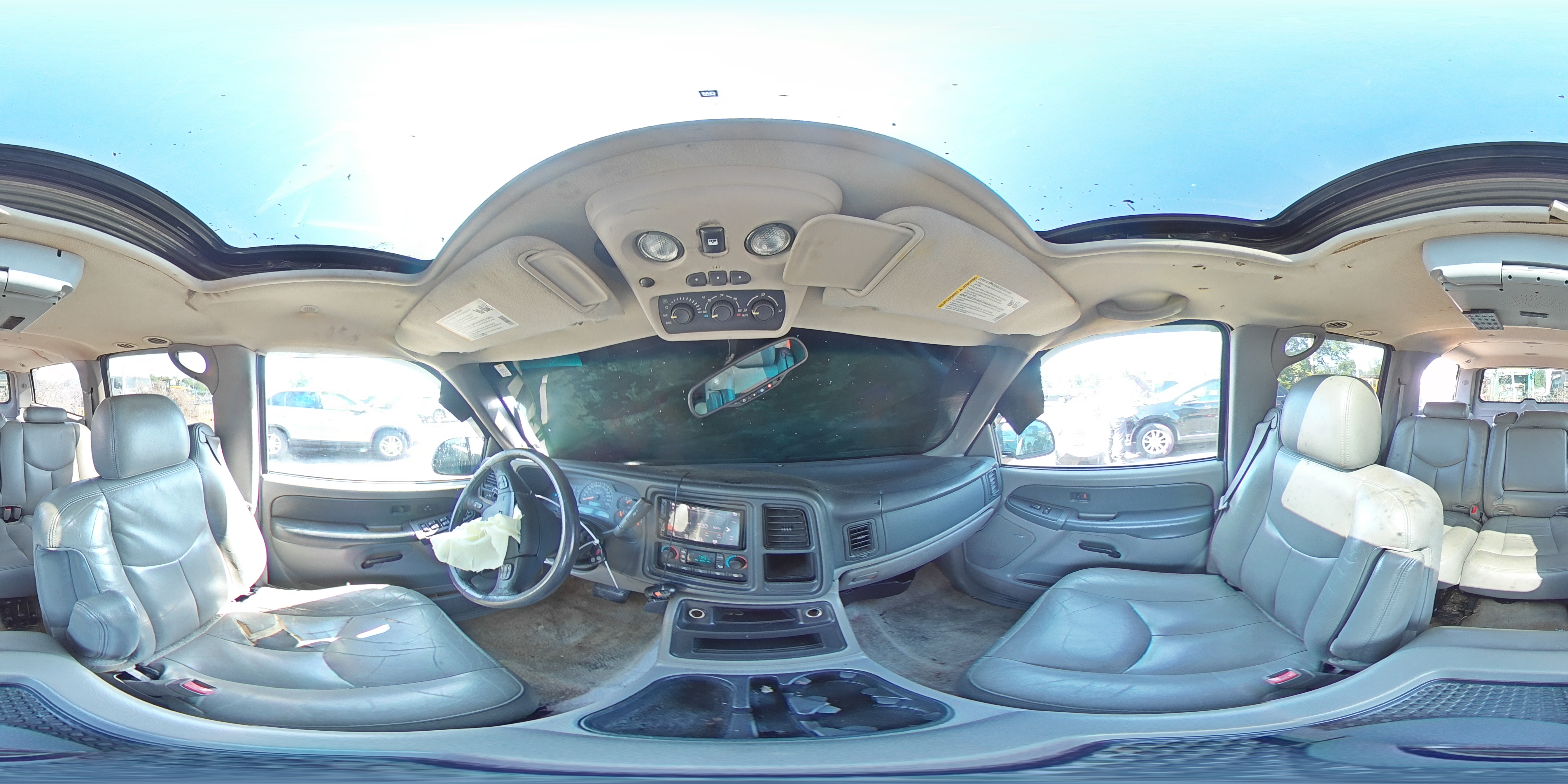2003 Chevrolet Suburban K1500 VIN: 3GNFK16Z73G208674 Lot: 61696085