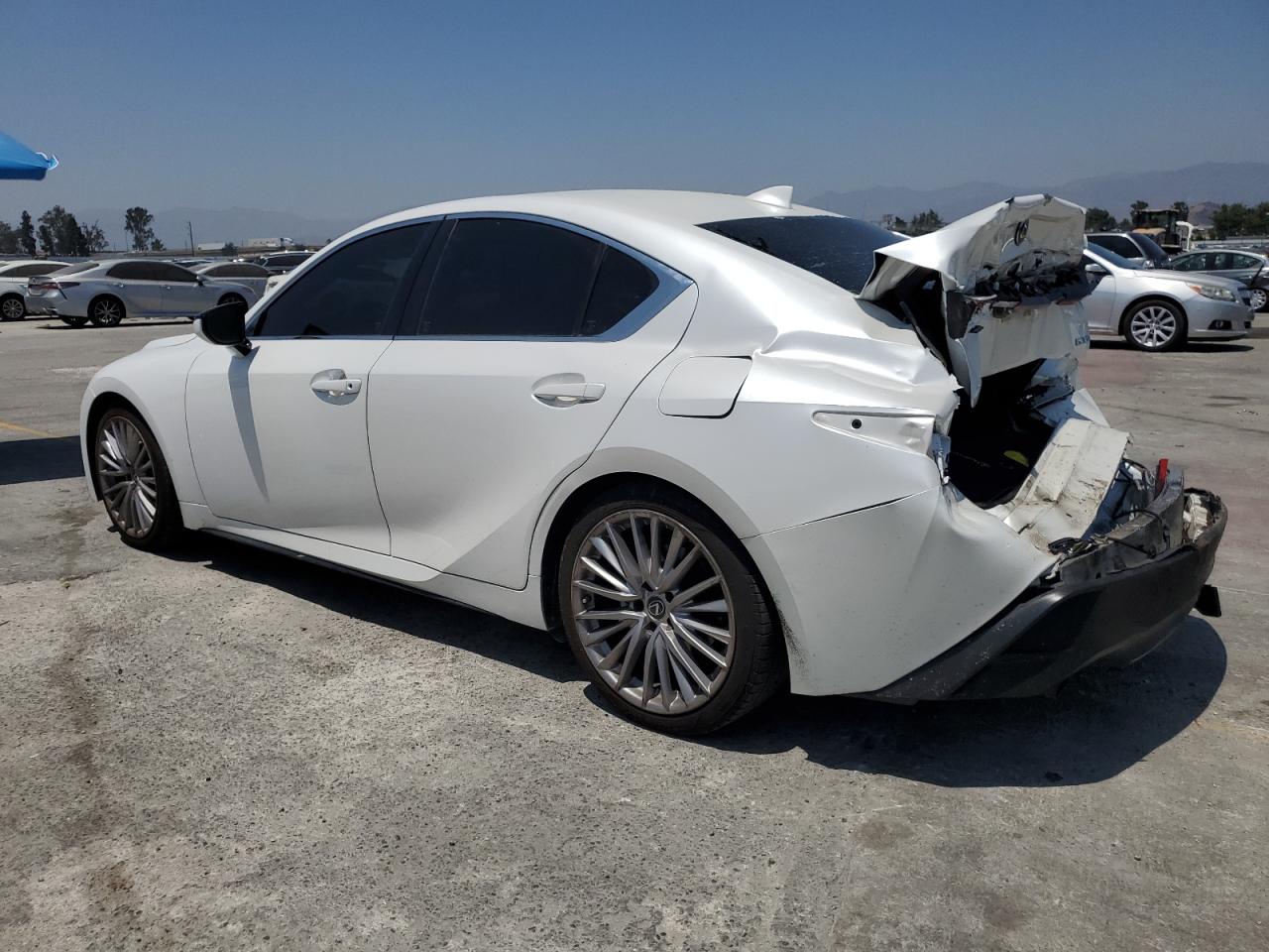 LEXUS IS 2022 VIN JTHDA1D21N5119281 фото 2