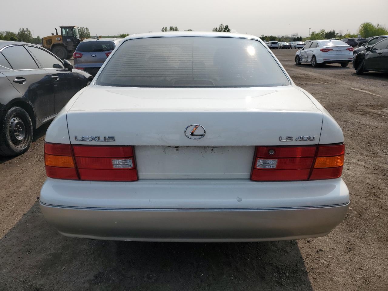 1998 Lexus Ls 400 VIN: JT8BH28F2W0121240 Lot: 59167325