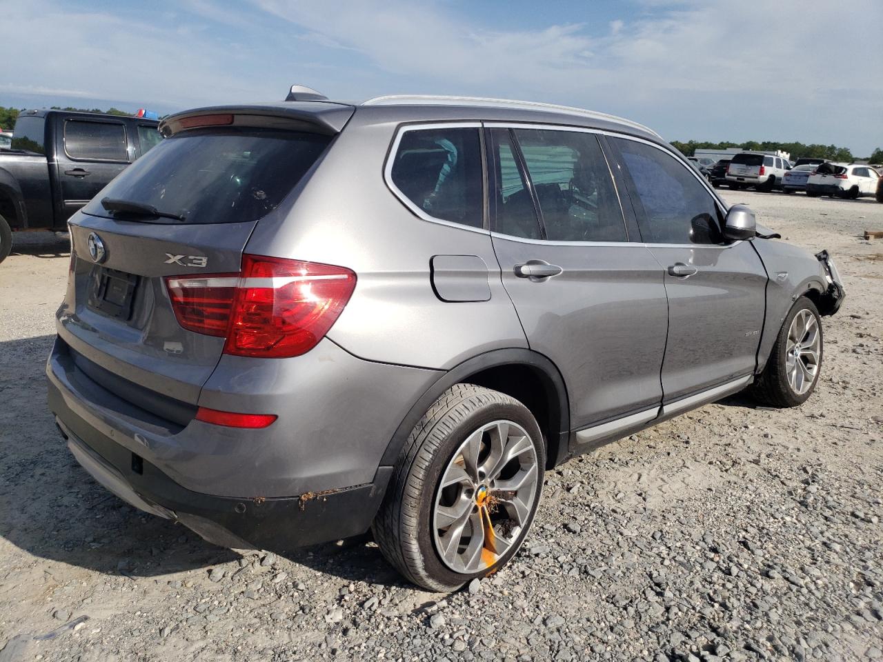 BMW X3 2017 VIN 5UXWZ7C59H0U44777 фото 3