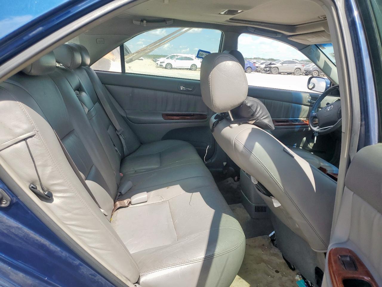 2005 Toyota Camry Le VIN: 4T1BF30K15U096632 Lot: 62491455