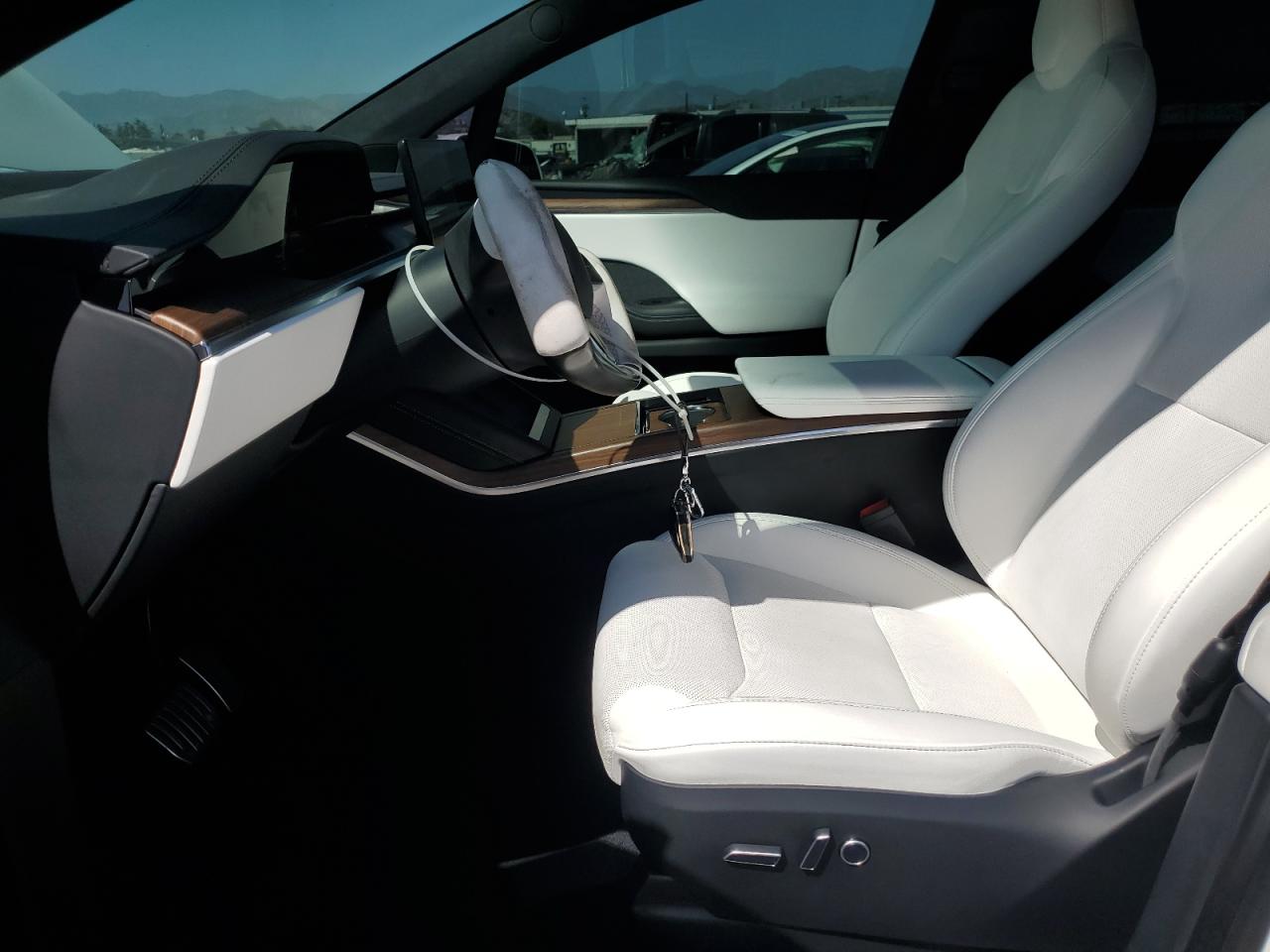 2023 Tesla Model X VIN: 7SAXCBE50PF404467 Lot: 61534305