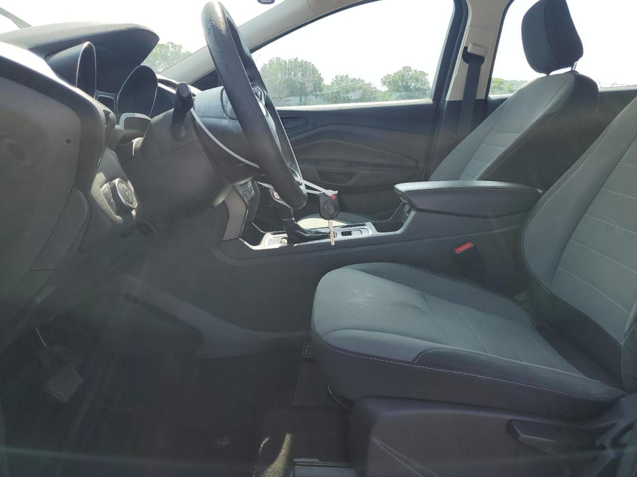 2019 Ford Escape S VIN: 1FMCU0F73KUA22846 Lot: 62757305