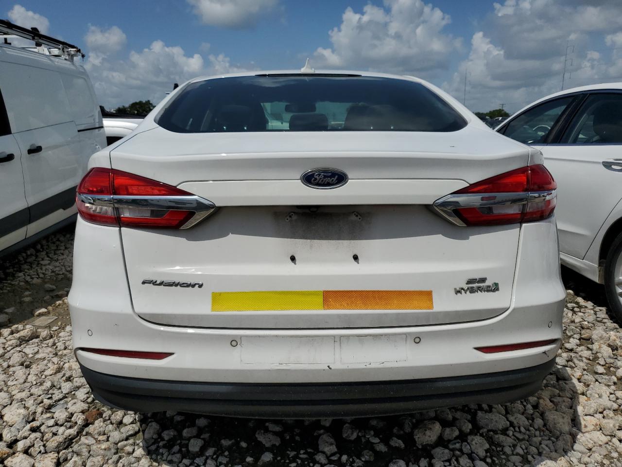 2019 Ford Fusion Se VIN: 3FA6P0LU8KR124918 Lot: 54033135