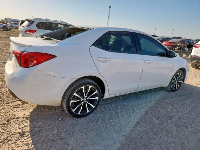  TOYOTA COROLLA 2017 Белы