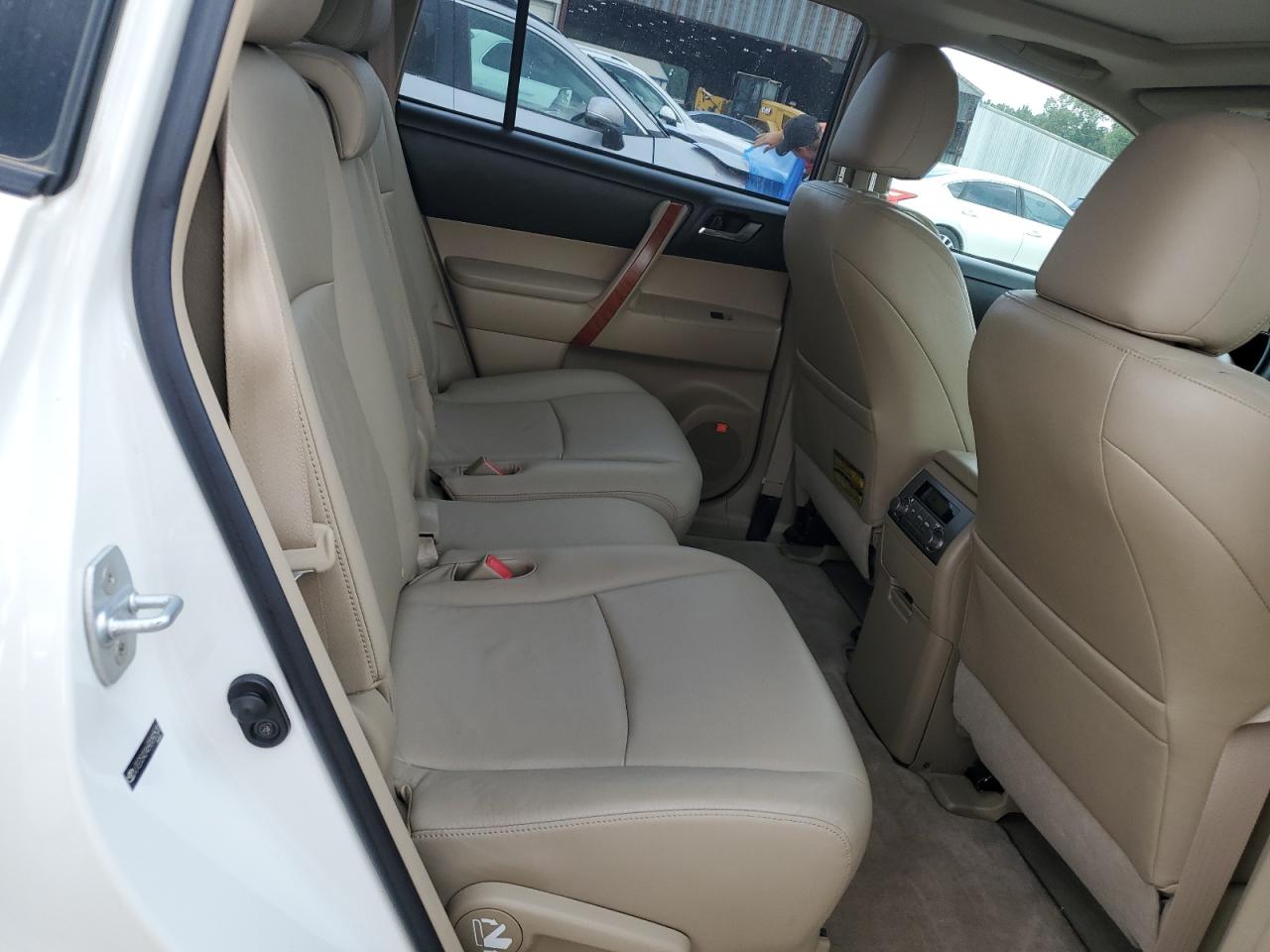 2009 Toyota Highlander Limited VIN: JTEDS42A692092530 Lot: 62880045