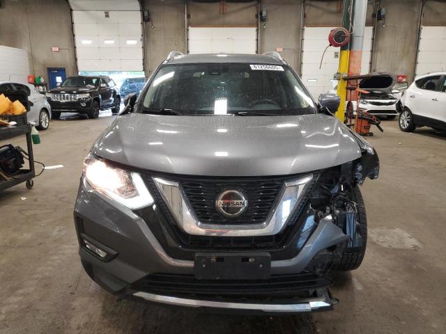  NISSAN ROGUE 2018 Серый