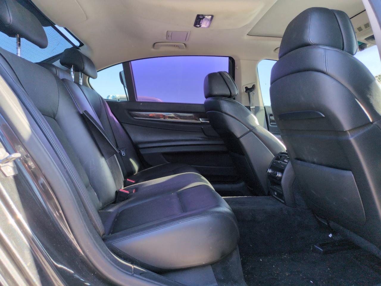 2011 BMW 750 Lxi VIN: WBAKC8C51BC431676 Lot: 61624795