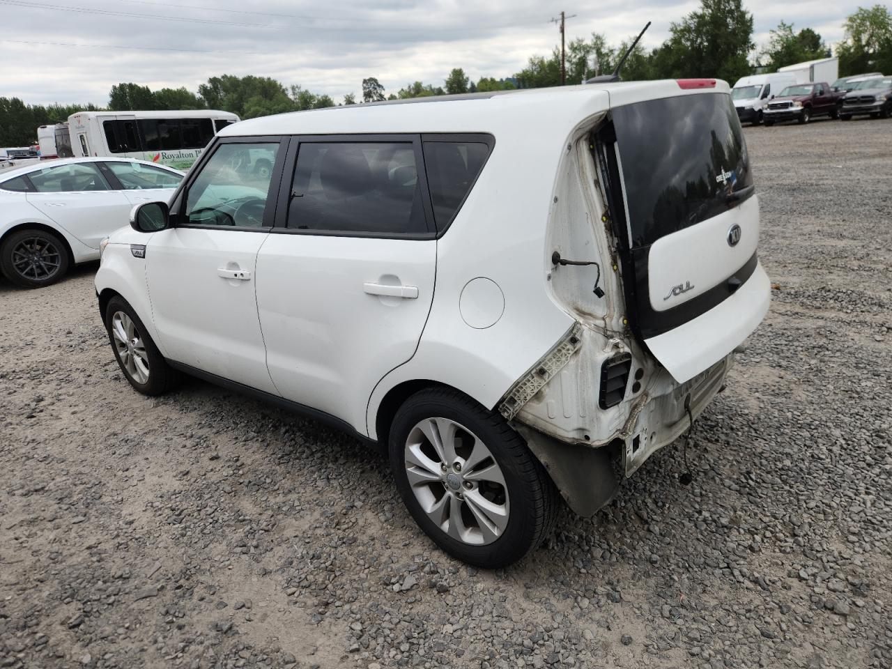 KIA SOUL 2016 VIN KNDJX3A55G7348910 фото 2