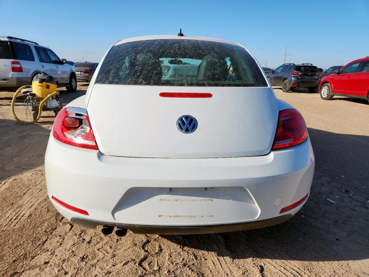 2016 Volkswagen Beetle 1.8T VIN: 3VWF17ATXGM606256 Lot: 61304265