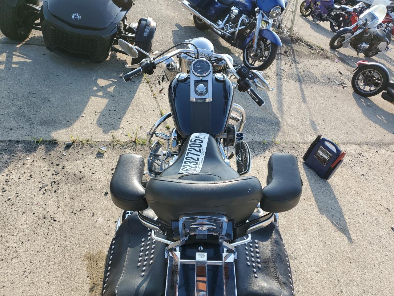 2004 Harley-Davidson Flstci VIN: 1HD1BWB104Y027275 Lot: 62327205