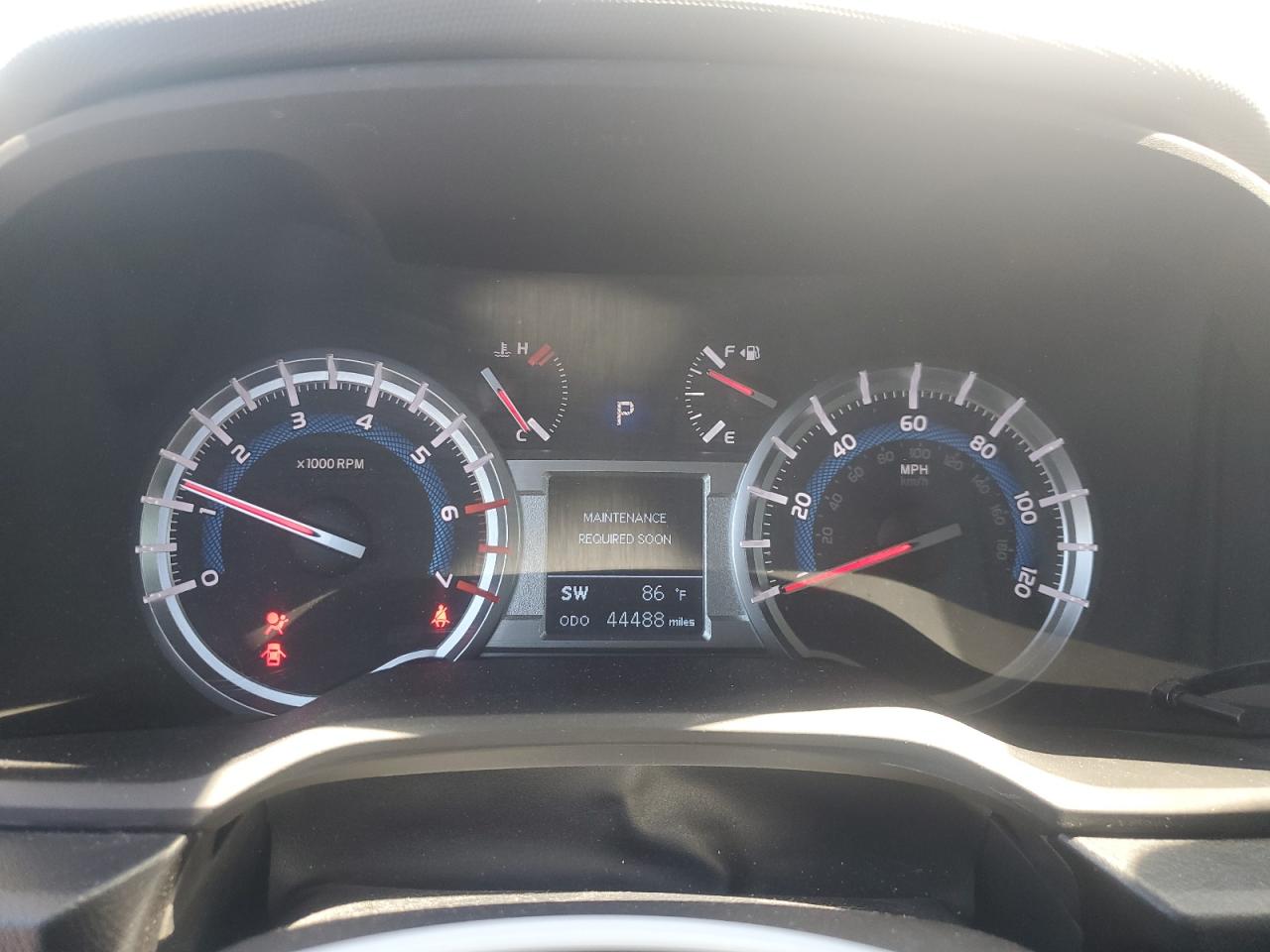 2015 Toyota 4Runner Sr5/Sr5 Premium VIN: JTEBU5JR9F5226813 Lot: 62924615