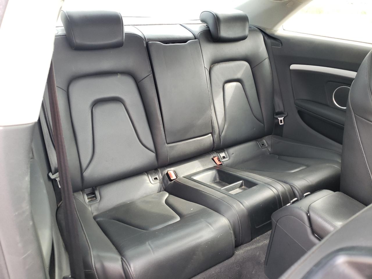 2010 Audi A5 Premium Plus VIN: WAURFAFRXAA048180 Lot: 63096795