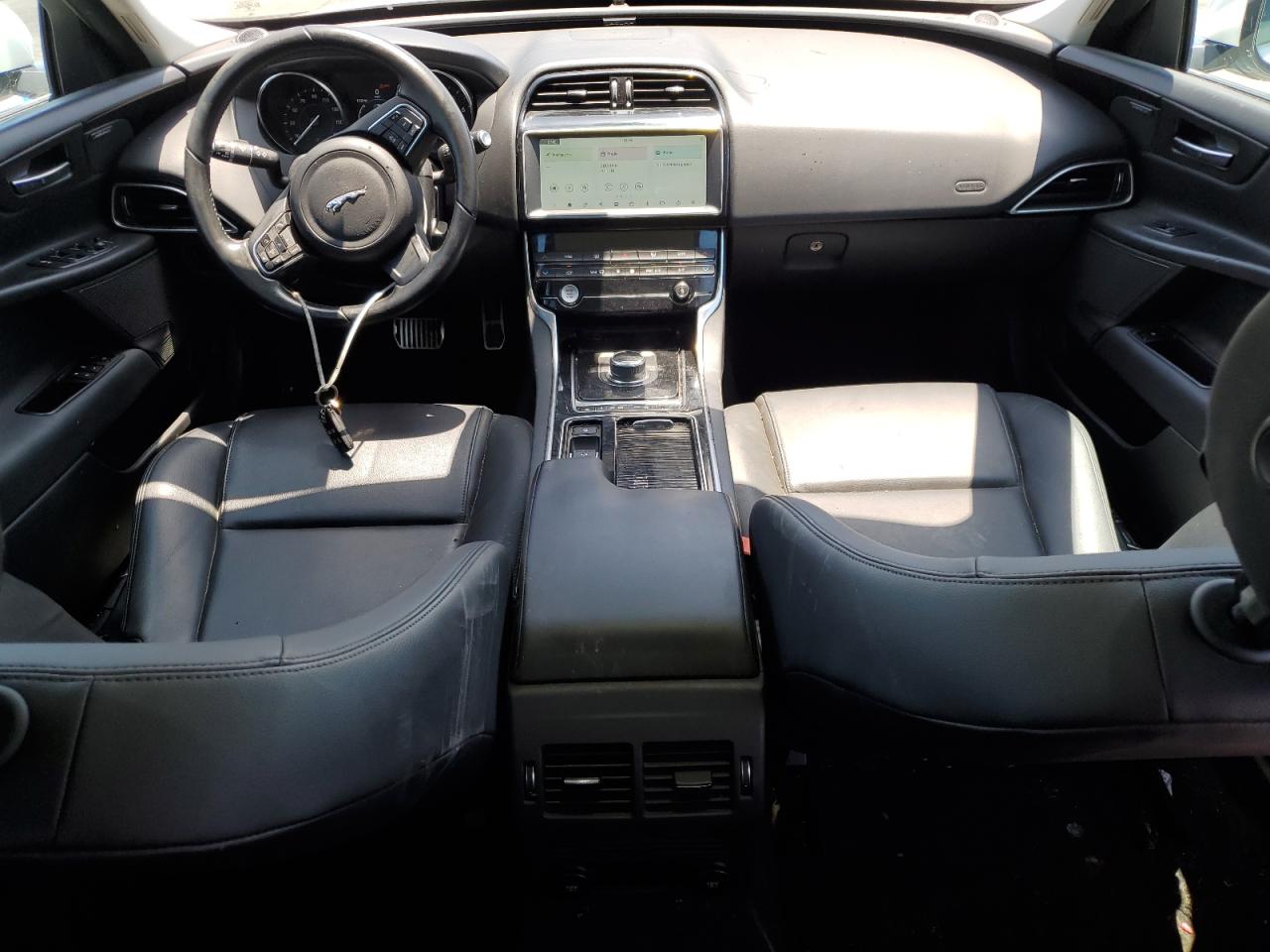 2019 Jaguar Xe Premium VIN: SAJAD4FXXKCP45359 Lot: 60840675