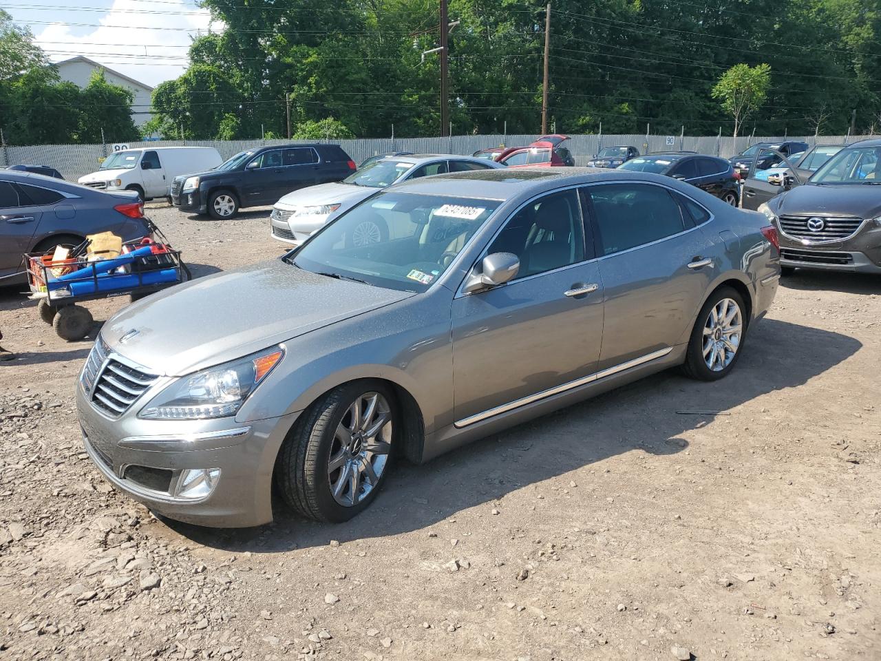 HYUNDAI EQUUS 2011 KMHGH4JF3BU033387